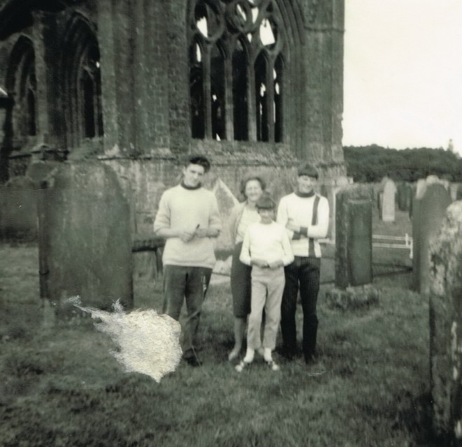 Aunt Elsie Michael Poole Gary and Denise 001

