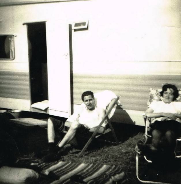 Aunty Pearl  and Uncle Ron 01
