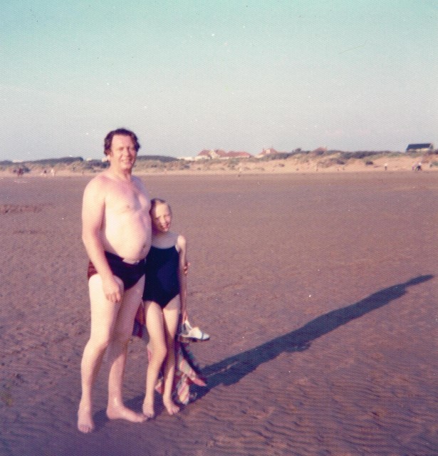 Dad And Sue On Beach 002761
