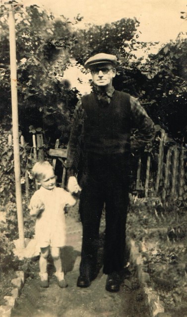 I think maybe grandad harbutt 02
