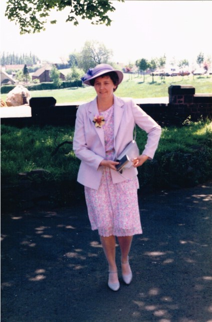 Janet at Julies Wedding 01
