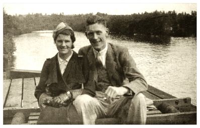 Les and Vi 2
