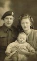 Uncle_Des_Aunt_Elsie_and_Alan_001.jpg
