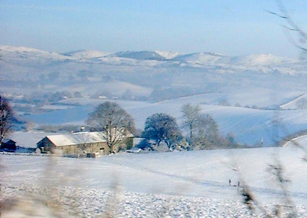  Christmas At The Lakes  89
