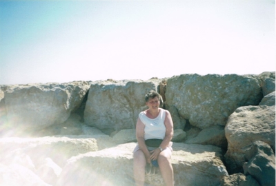 23 Pat Walker On Holiday With Mom
