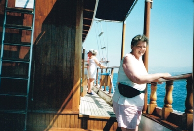 26 Pat Walker On Holiday With Mom
