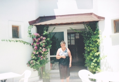 Pat Walker On Holiday With Mom 16
