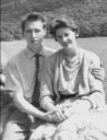 Filename=Jan_and_Les_Weaver.jpg
Filesize=49KiB
Dimensions=368x477
Date added=Aug 24, 2024 Jan_and_Les_Weaver.jpg
