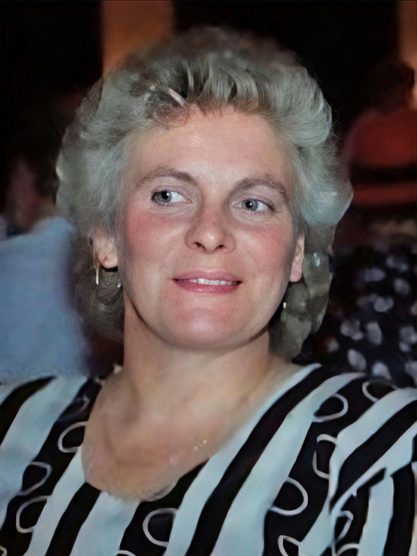 Carol Benton1-Color-Restored-Enhanced
