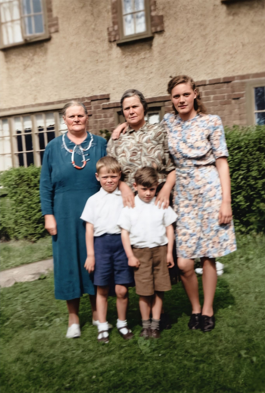 Doreen Adams 1940s - Refer To Blackpool 1944
