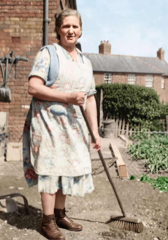 Ethel Dorothy Adams nee Green - Rear Of 55 Macmillan Rd - Looking Towards Birmingham Rd
