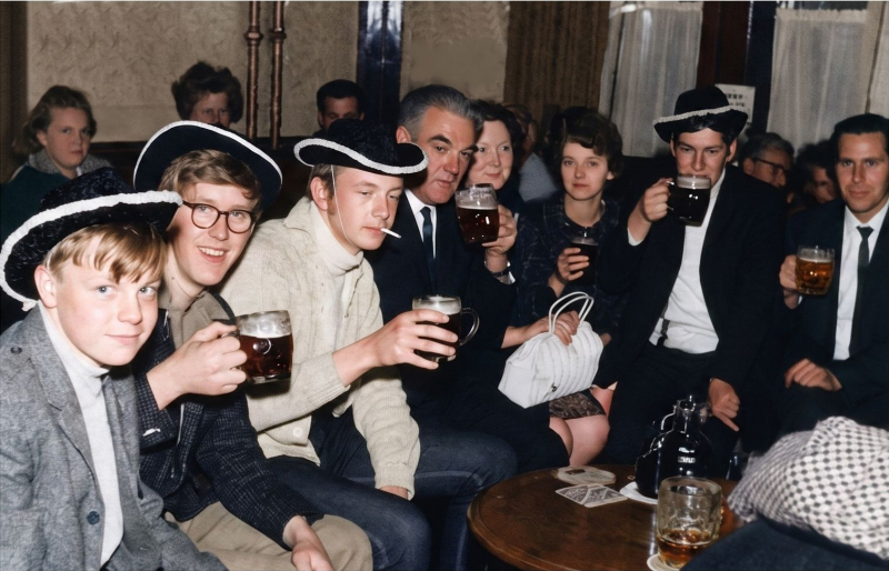 Uncle Bill - Aunt Gladys - Michael Hyde - Uncle Ron and Pearl Harbutt 1
