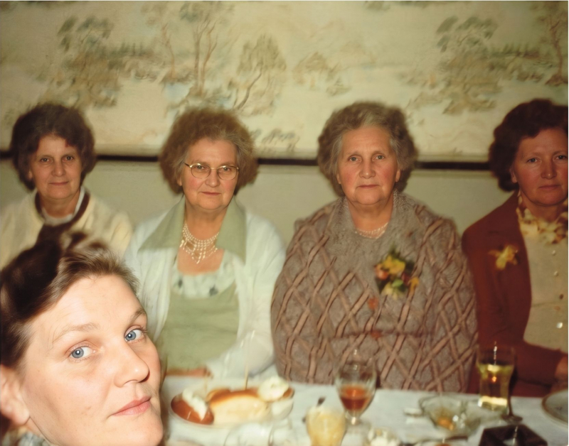 Vi Goodall - May and Ethel Dorothy Adams - Elsie Adams and Doreen Adams 1
